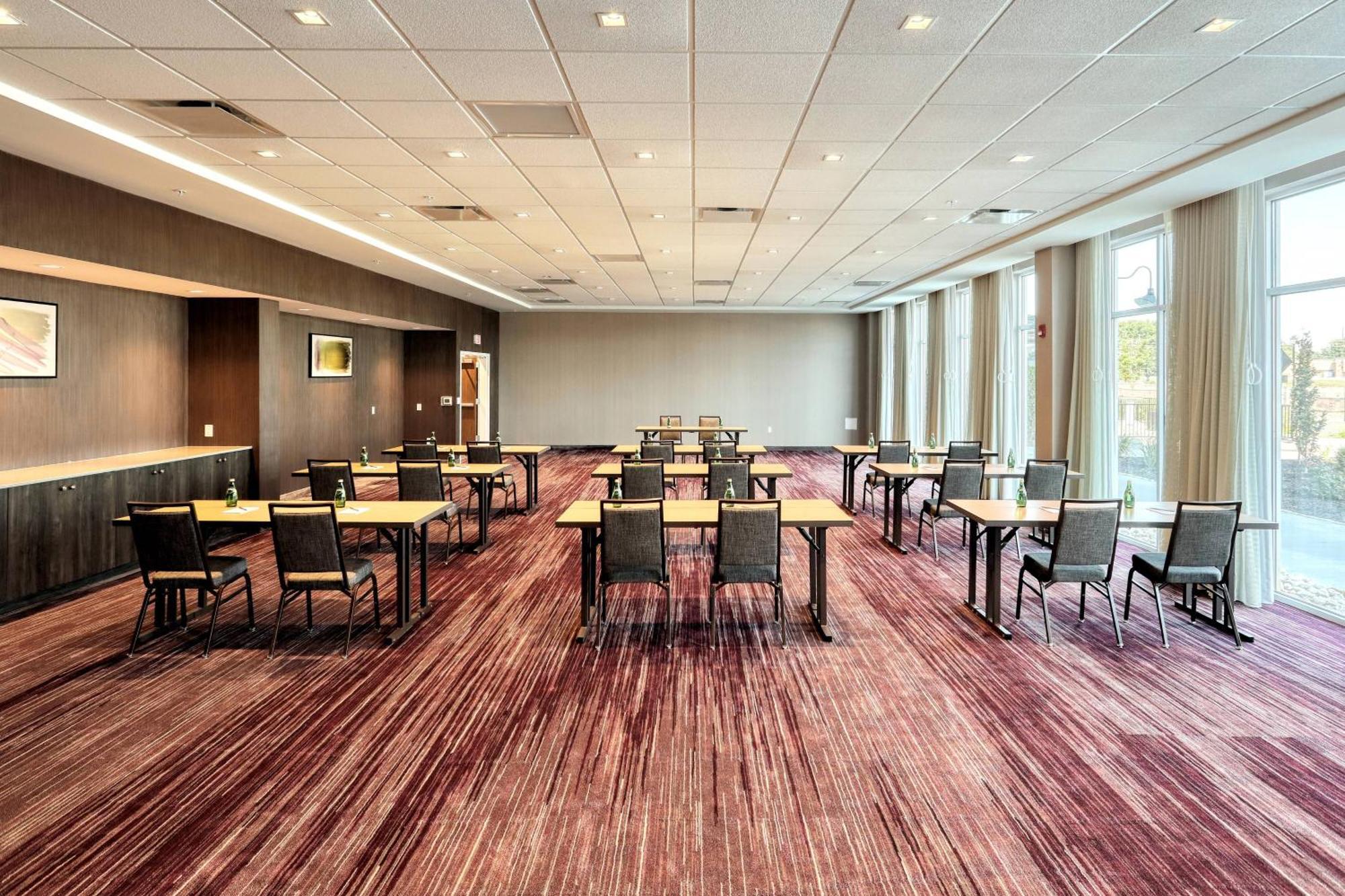 Courtyard By Marriott North Brunswick Hotell Eksteriør bilde