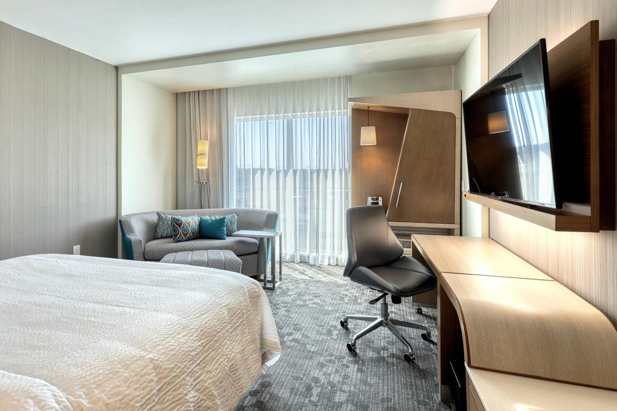 Courtyard By Marriott North Brunswick Hotell Eksteriør bilde