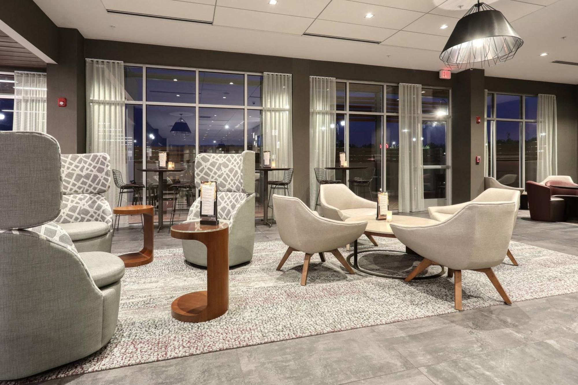 Courtyard By Marriott North Brunswick Hotell Eksteriør bilde