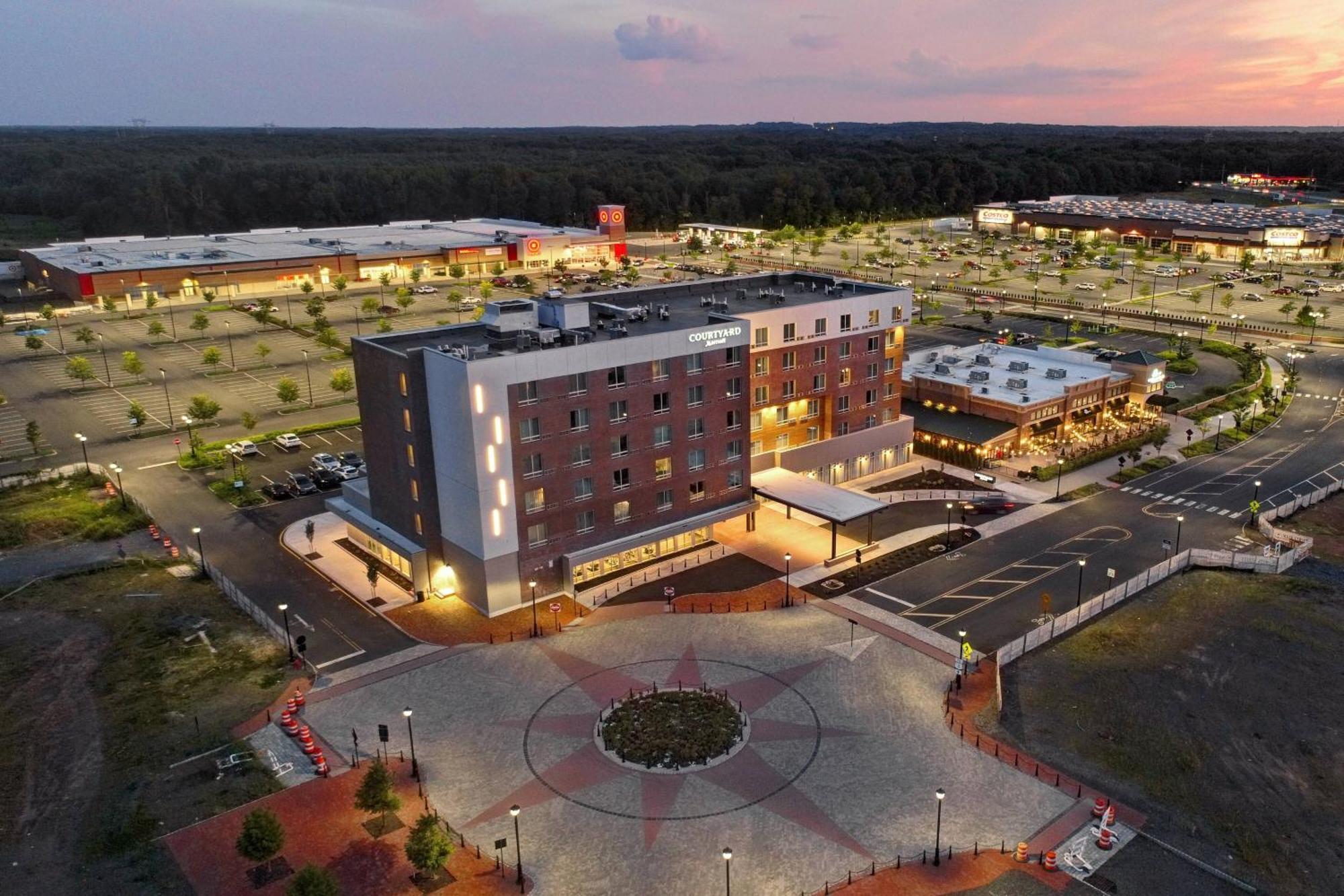 Courtyard By Marriott North Brunswick Hotell Eksteriør bilde